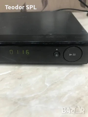 DVD player Samsung , снимка 6 - Плейъри, домашно кино, прожектори - 49641835
