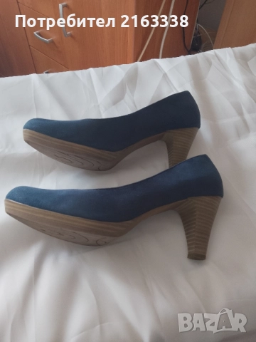 Сини обувки на MARCO TOZZI , велур,