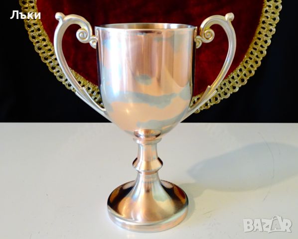 Метална чаша с две дръжки., снимка 3 - Антикварни и старинни предмети - 45204237