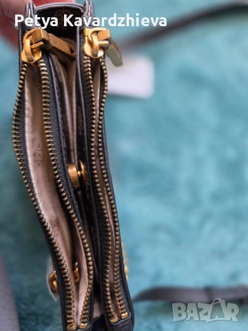 нова, оригинална чанта Guess , снимка 5 - Чанти - 54105947
