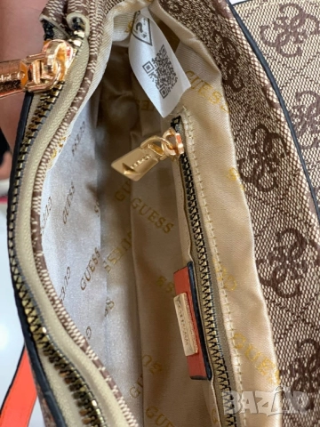чанти GUESS GONDOL💫 : 28 cm x 16 x cm , снимка 7 - Чанти - 51447679