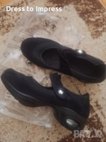 Нови летни обувки за народни или модерни танци 40