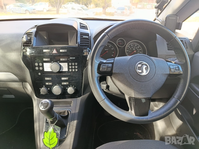 Опел Зафира 1.6 бензин, 2012г, снимка 8 - Автомобили и джипове - 52031032