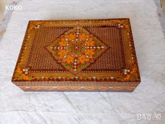 Стара Дървена Кутия 