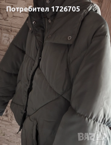 ново дамско яке в маслиненозелен цвят