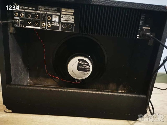 Усилвател за китара кубе berhinger V-ampire LX112 120W вградени ефекти, снимка 7 - Струнни инструменти - 54015476