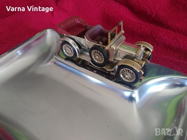 Модел Y13 DAIMLER 1911 с поднос. LESNEY MATCHBOX MODELS. Англия. 70те г., снимка 4 - Колекции - 46618295