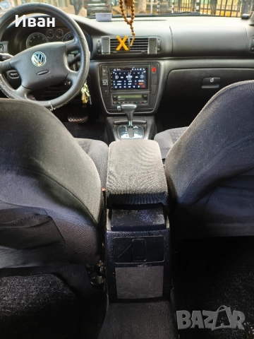 Vw Passat 1.8 T, снимка 11 - Автомобили и джипове - 52221099