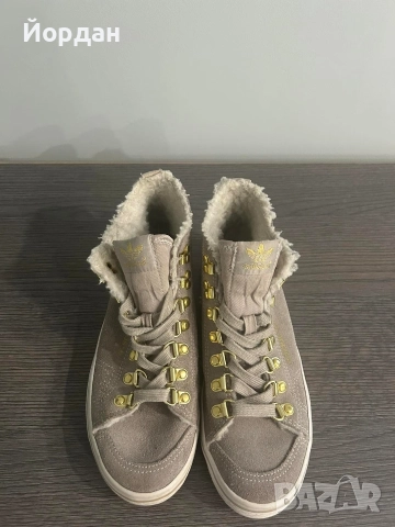 Зимни кецове Adidas, снимка 2 - Кецове - 52900092