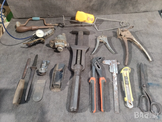 Лот инструменти 