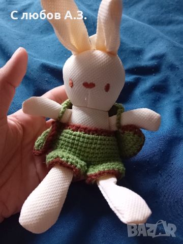 Великденски зайчета, снимка 4 - Плюшени играчки - 45322529