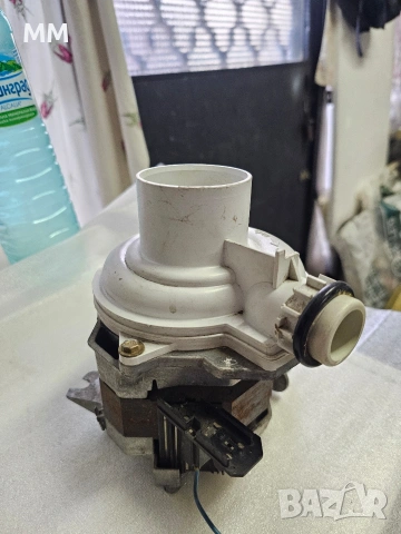 Водна Помпа Bosch Siemens FV Бош Сименс Феве, снимка 2 - Съдомиялни - 53621472