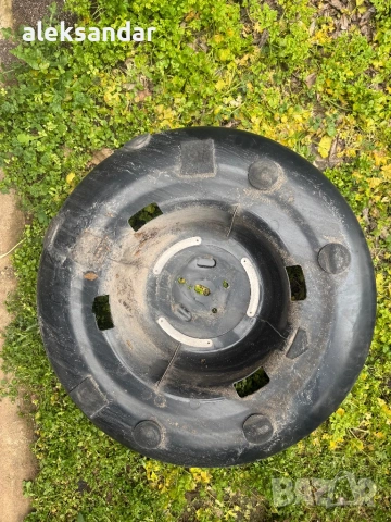 Основа за капак за резервна гума за Toyota RAV4