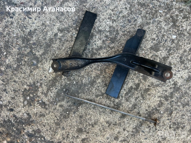 Държач акумулатор за Тойота Авенсис T27.дизел. 2016-2019г