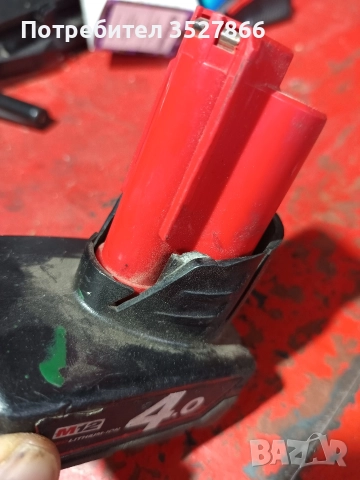 Батерия Milwaukee m12 4Ah, снимка 3 - Друга електроника - 52710428