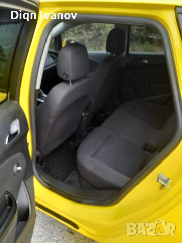 Opel Astra J TAXI, снимка 8 - Автомобили и джипове - 50030793