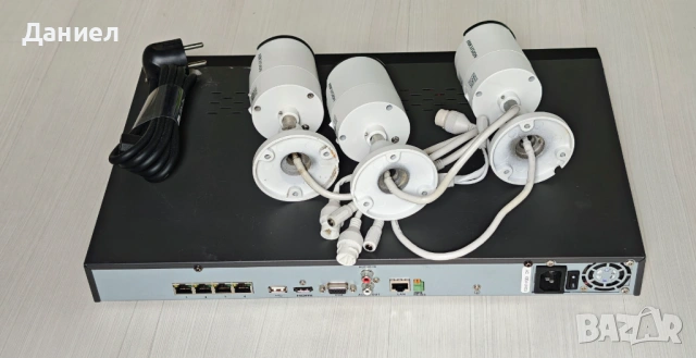 Hikvision комплект за видеонаблюдение с 3 IP камери, снимка 3 - Комплекти за видеонаблюдение - 53595850
