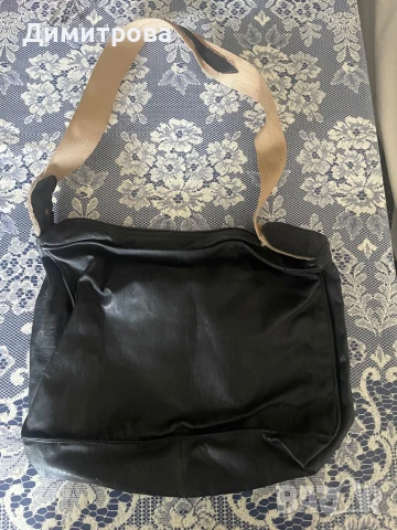 Дамска чанта - нова, снимка 2 - Чанти - 50523996