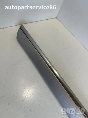 Предна лява декоративна лайсна сив за Peugeot 407 2.2 HDI (2007) 96445550, снимка 2 - Части - 53736480