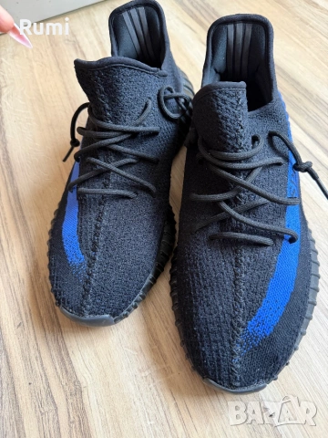 Оригинални черни маратонки Adidas Yeezy Boost 350 V2! 46 н, снимка 3 - Маратонки - 48489624