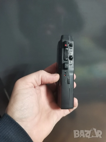 Касетен диктофон SANYO JAPAN, снимка 5 - Радиокасетофони, транзистори - 52277000