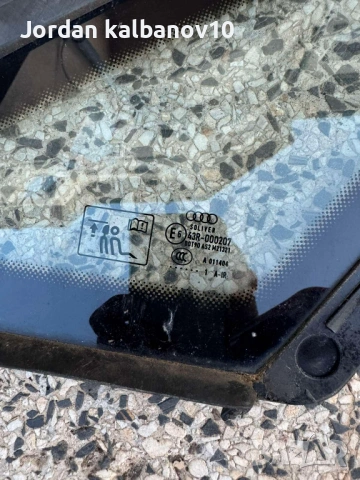 Дясно малко триъгълно задно стъкло на Ауди Audi A8 D4 H4 Long само за 80Eur., снимка 5 - Части - 53305526