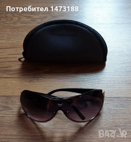 Armani очила и калъф., снимка 3 - Слънчеви и диоптрични очила - 53723555