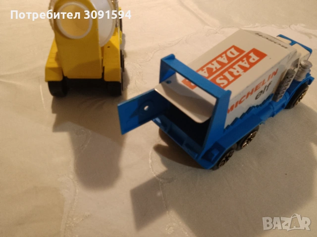 Соц ламаринено камионче бетонобъркачка, произведено в България в завода за играчки "Мир" Разград., снимка 3 - Колекции - 53597234