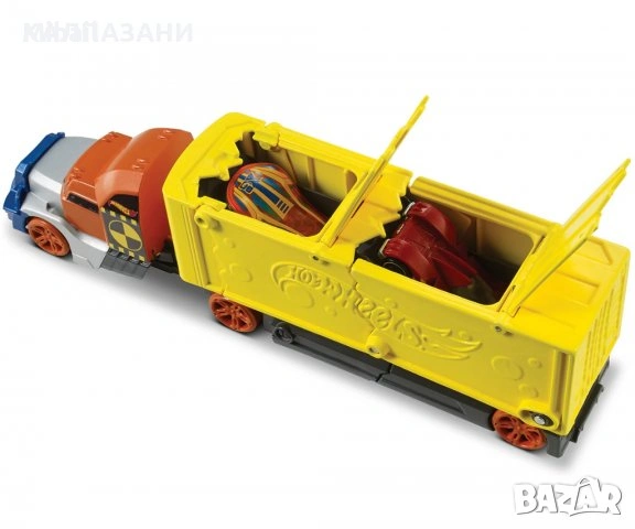 Камион - HOT WHEELS - с автомобил, снимка 2 - Коли, камиони, мотори, писти - 53432850