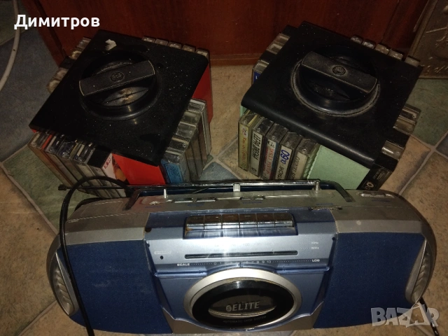 Ретро касети със касетофон, снимка 2 - Антикварни и старинни предмети - 54267195