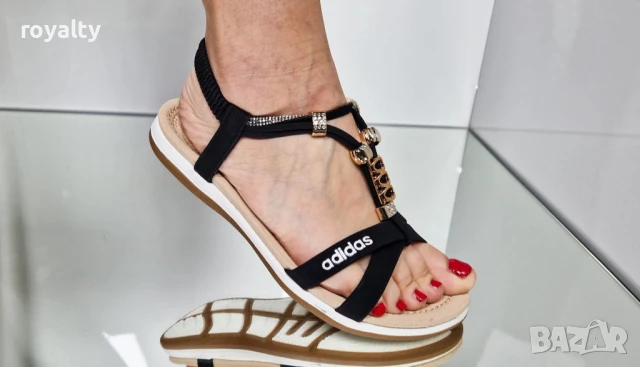 Стилни дамски сандали 