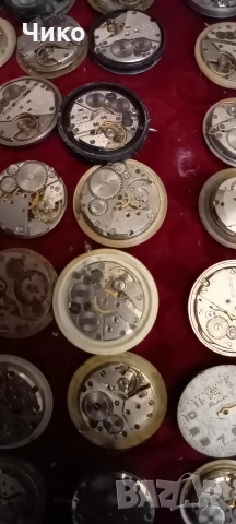 60бр механизми от руски мъжки часовници , снимка 7 - Антикварни и старинни предмети - 53713632