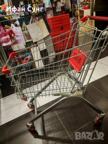 Количка малка на ниска цена, снимка 2 - Оборудване за магазин - 53535252
