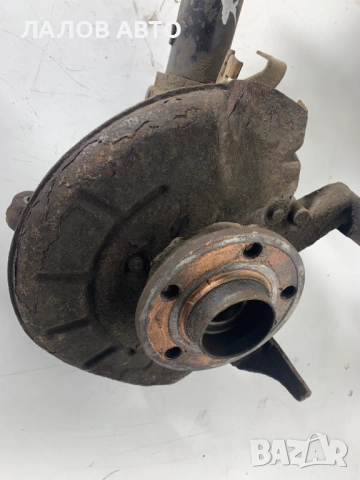 Преден десен шенкел главина амортисьор Шкода Фабия Preden desen shenkel amortisior Skoda Fabia, снимка 3 - Части - 52622635