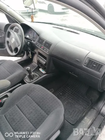 VW Golf 4 1.4 16V, снимка 7 - Автомобили и джипове - 48474792