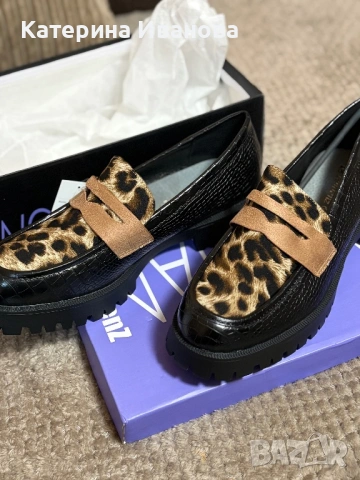 Чисто нови дамски обувки 