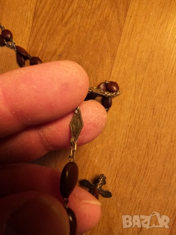 Стара молитвена броеница от франция Лурд с кръст света богородица  исус и кафяви зърна  за да ви паз, снимка 5 - Антикварни и старинни предмети - 51845018