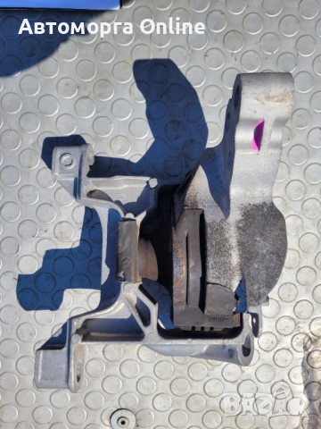 Тампон двигател Mazda 6