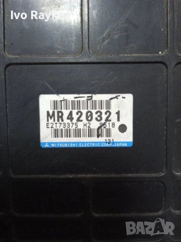  Моторен компютър Mitsubishi Carisma (1995-2004г.) MR420321, снимка 3 - Части - 53915669