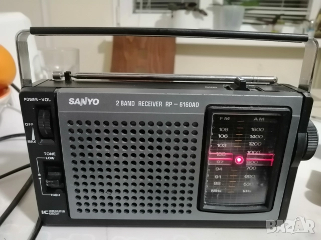 AM/FM радио SANYO RP-6160AD, снимка 3 - Радиокасетофони, транзистори - 52850472