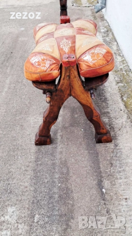 Винтидж табуретка-камилско седло, снимка 3 - Дивани и мека мебел - 53721644