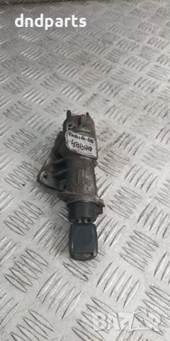 Конзола контактен ключ Skoda Fabia 2008г.	