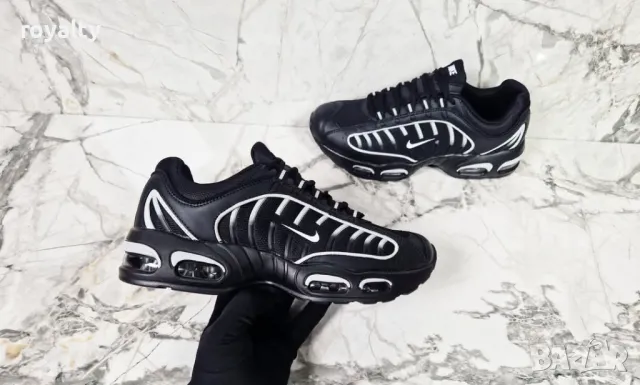 Nike мъжки спортни обувки , снимка 4 - Маратонки - 49625349