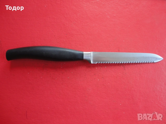 Страхотен нож Henckels Frriodur , снимка 4 - Ножове - 53039600