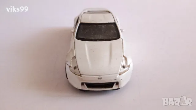 Nissan 370Z 2009 Maisto 1:37, снимка 6 - Колекции - 46935444