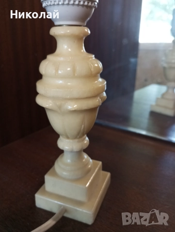 Мраморна нощна лампа, снимка 3 - Настолни лампи - 52079129