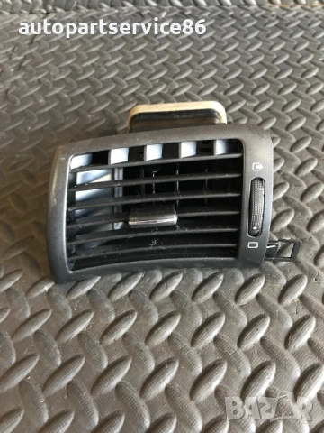 Вентилационен отвор на таблото лява RHD за Peugeot 407 Купе (2005-2012) 9644589577