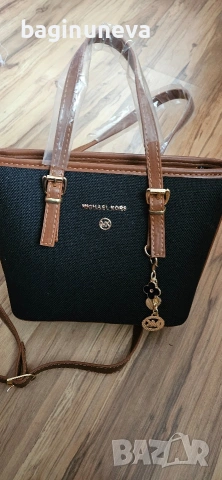 Нова дамска черна чанта на МС, снимка 5 - Чанти - 53948944