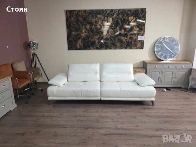 Бял кожен диван тройка Artemis с електрически облегалки, снимка 11 - Дивани и мека мебел - 53755721