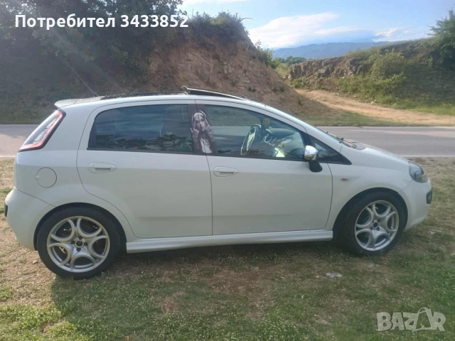 Здравейте Продавам Фиат Пунто ево 1.4 16 клапани мултиаир турбо 2010 година 4 врати има старт стоп , снимка 2 - Автомобили и джипове - 52470292